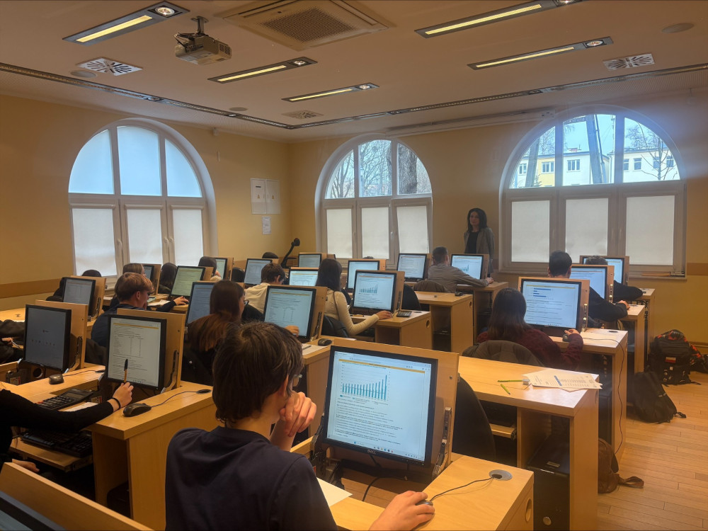 olimpiada statystyczna na wydziale zarzadzania -zdjęcie