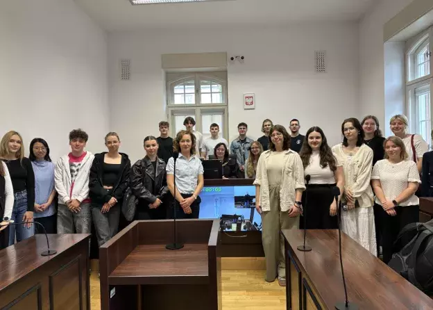 Studenci Wydziału Zarządzania na rozprawach…